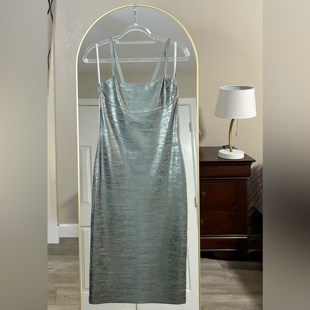 BNWT! Herve Leger Vinyl Foil Midi Dress in Smoke Foil SZ. Large - Picture 3 of 8